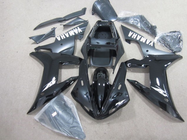 Custom 2002-2003 Black White Yamaha YZF R1 Bike Fairings